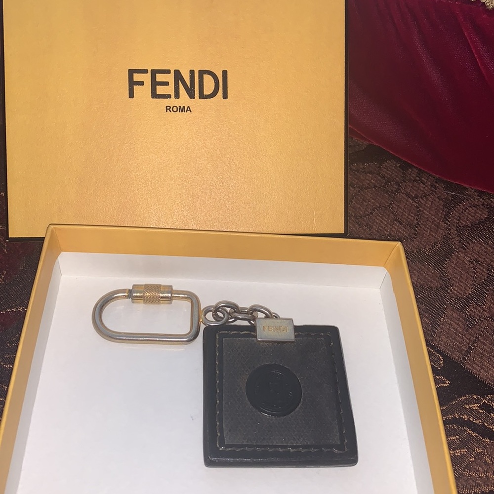 Authentic Fendi classic key chain w/ box - Picture 5 of 8